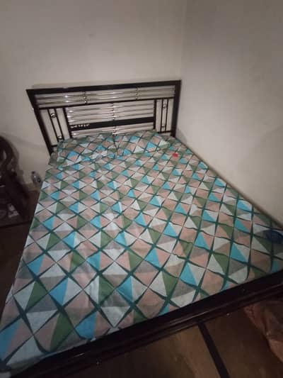 Modern bed urgent sale 10/10 Condition