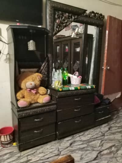 bedroom set complete