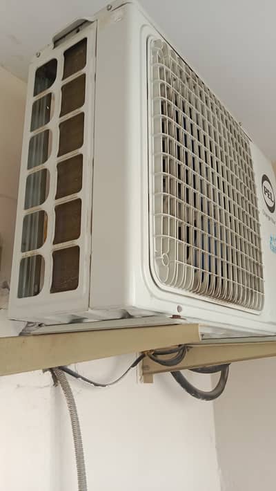 PEL 1 ton in good condition 5 years old and one hand use