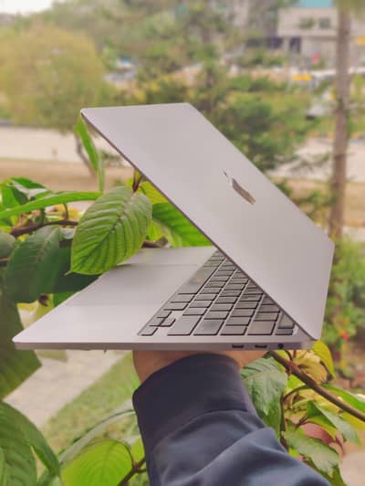 Apple MacBook Pro 13-inch 2020 | Core i7 | 16GB RAM | 1TB SSD