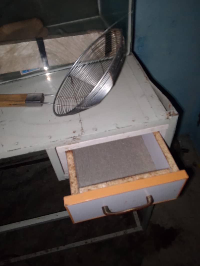 چپس کا سٹال براۓ فروخت 2