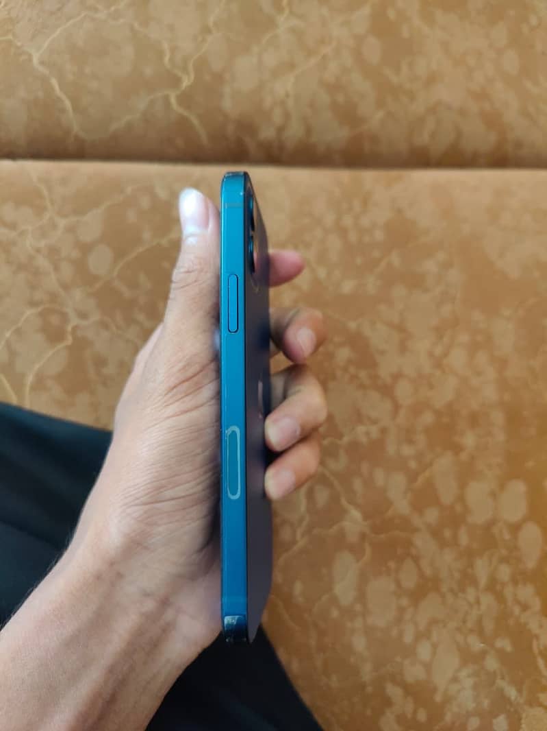 Iphone 12 2
