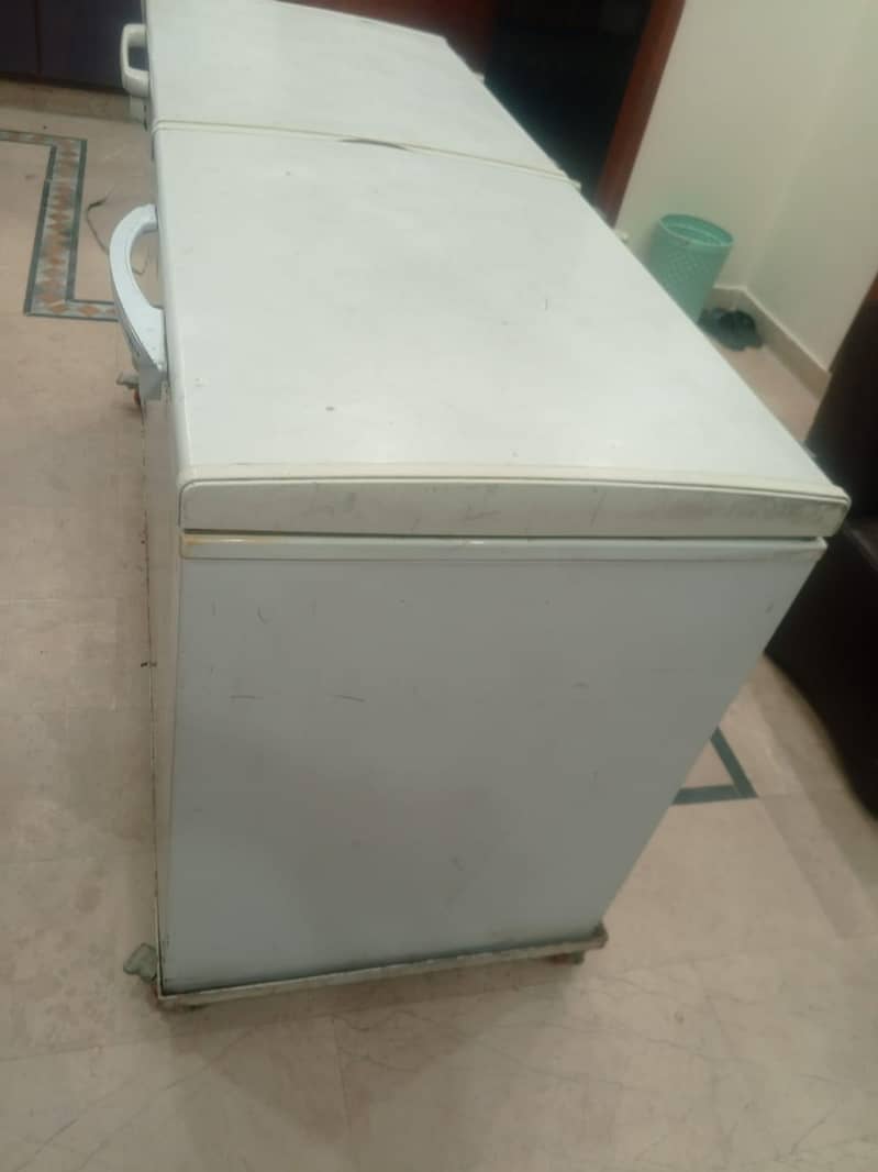 Deep freezer Waves 2