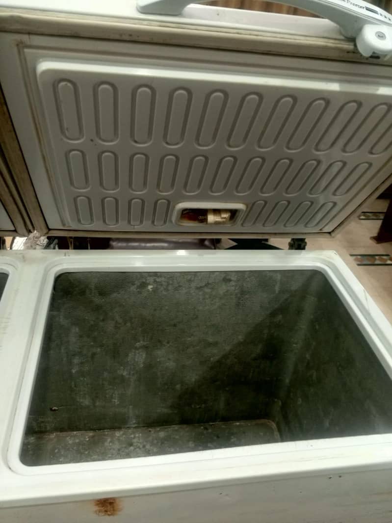 Deep freezer Waves 6