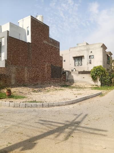 Get Your Dream Corner Residential Plot In Paragon City - Orchard 1 Block Lahore