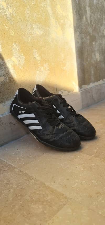 Football shoes