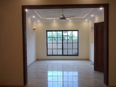 Ideal House For sale In Imperial Garden Homes