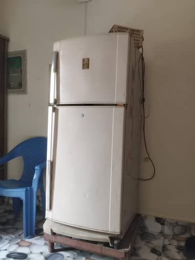 Dawlance fridge for sell