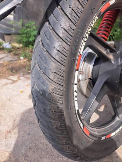 Tubeless Tyre