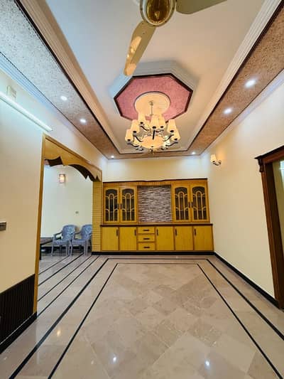 12 marla ground portion available for rent