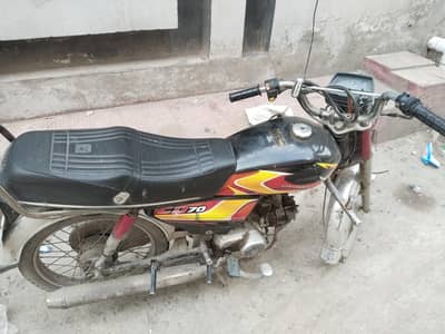 Dhoomm 2017 CD 70 for sale