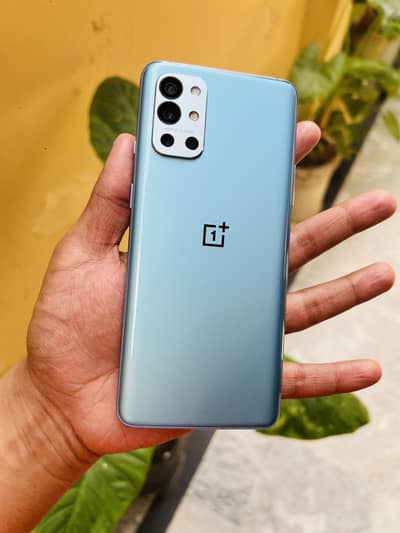 One plus 9r       8/256.    Approved