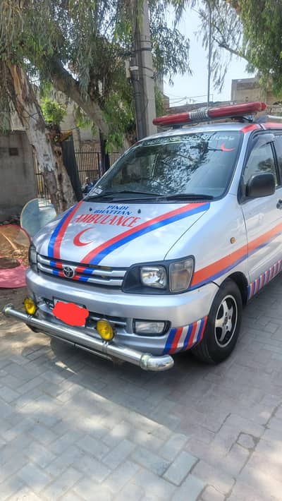 townace Noah ambulance