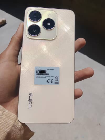 REALME C61