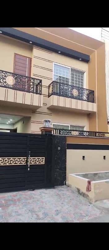 Double-Story House For Sale In Korang Town Safari | 30x50 | 5 Beds, 5 Baths, Rooftop Room