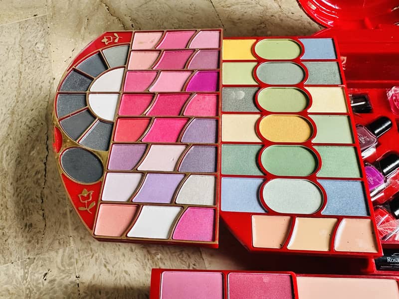 Make up set 12