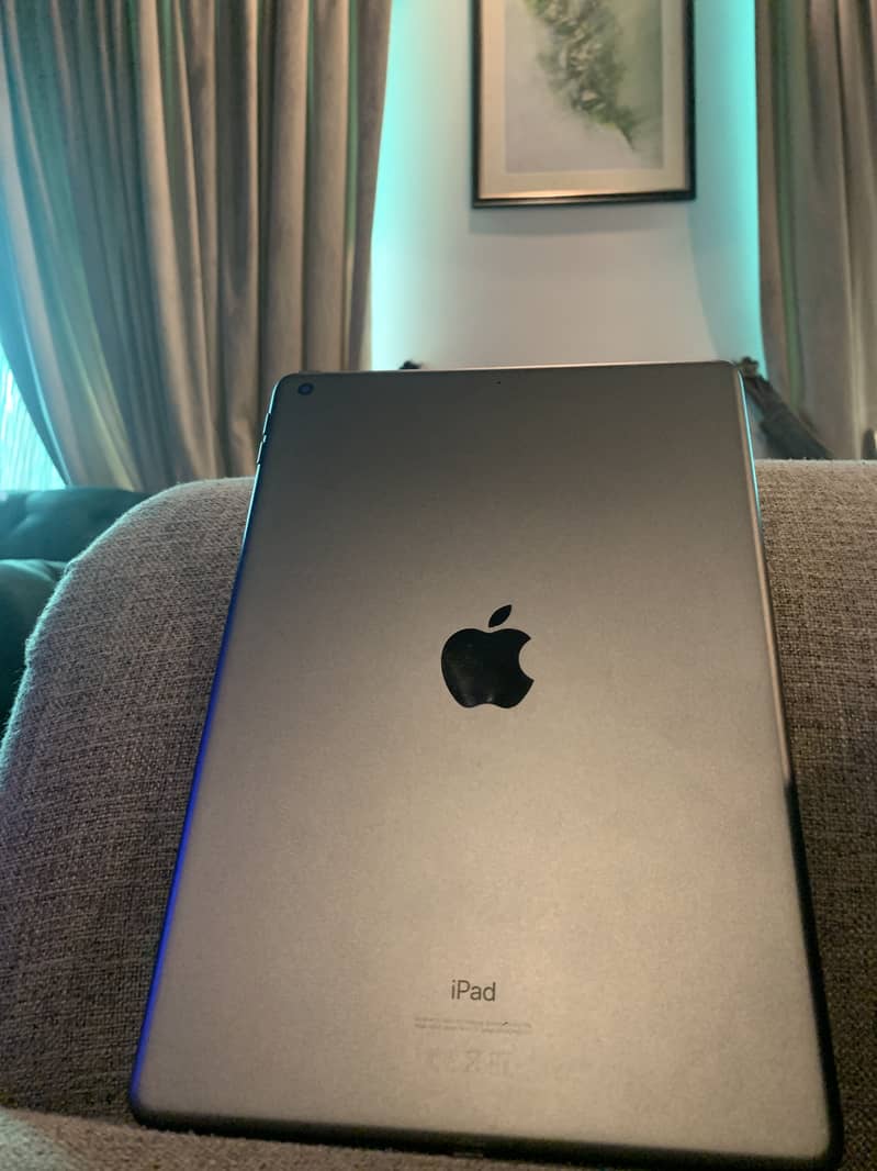 iPad 8 4
