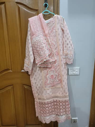 maria. b semi formal 3 piece