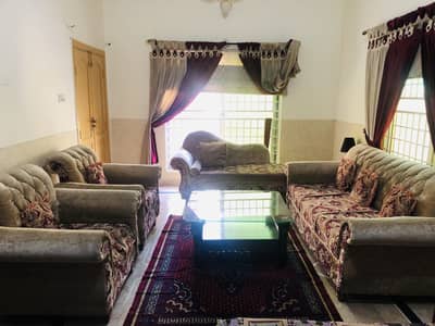 Living area set for sake(including 2 side table and a centre table)