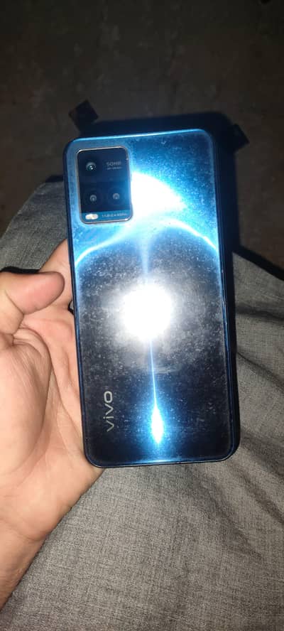 one handed use mobile vivo y21T for sale