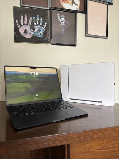 MacBook Air M3 | 8GB | 256GB