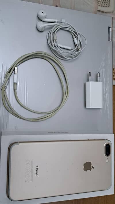 iphone 7 plus 128 GB  no open no repair PTA approved all ok
