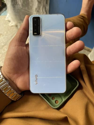 Vivo y20 64gb just box charger Nahi ha