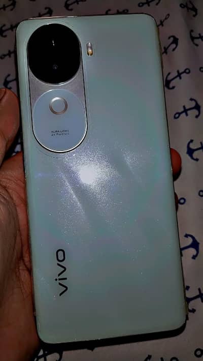 Vivo v40e