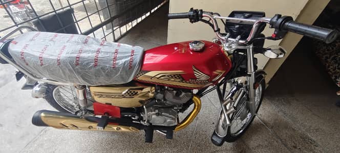 Honda CG125 Gold