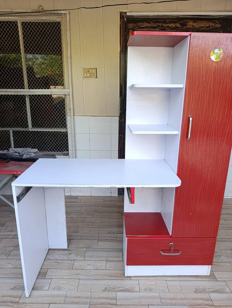 Study desk/ Computer table / Worktable 2