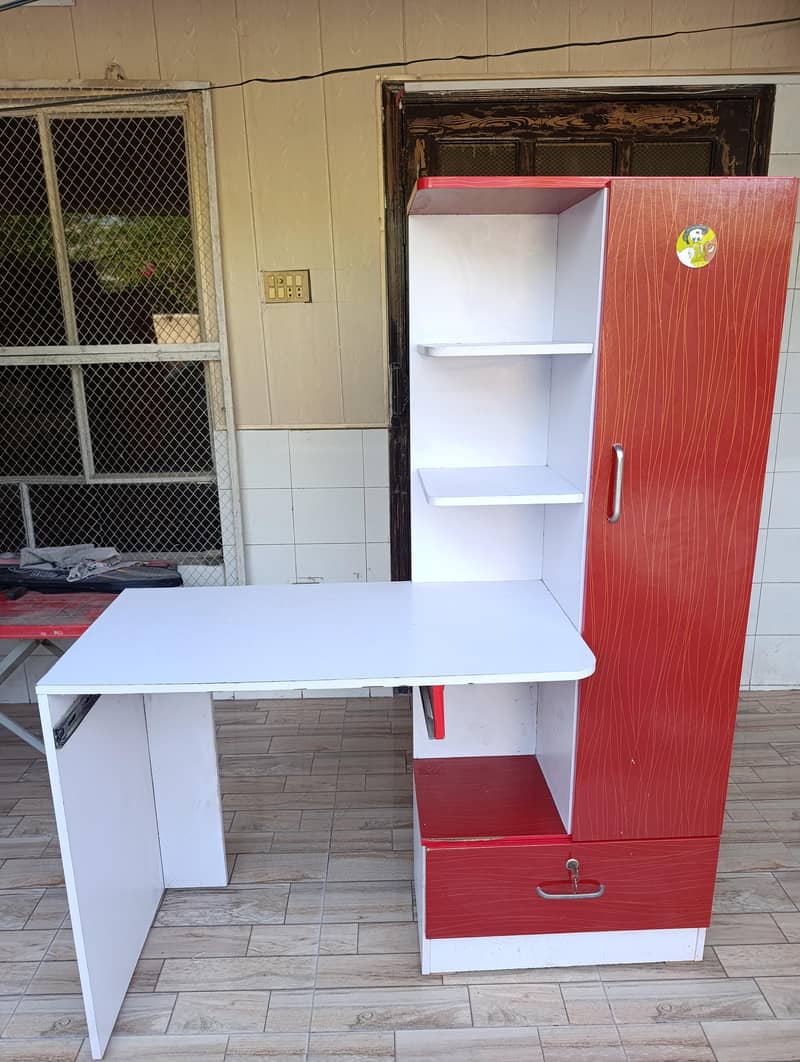 Study desk/ Computer table / Worktable 3