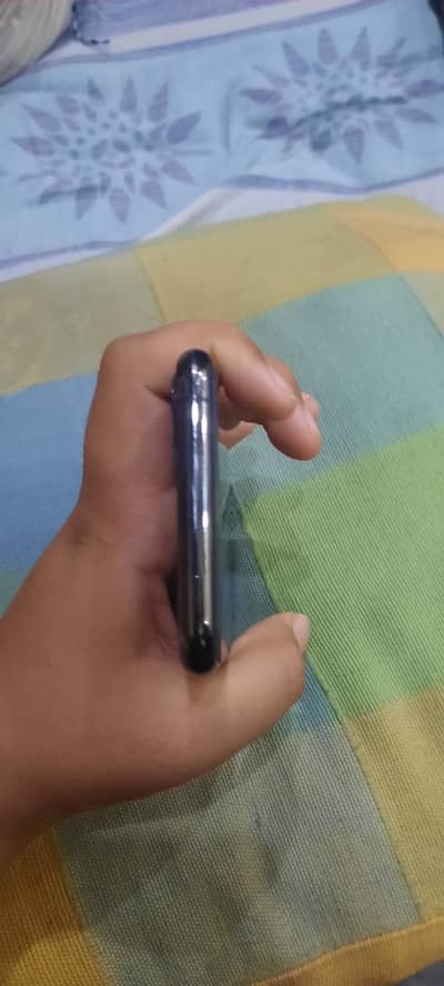 I phone 11 pro pta 256 gb