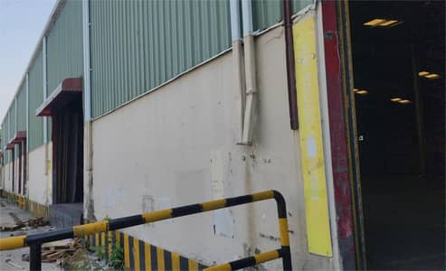 I-10 10000 Sqft Warehouse with Docking Area Heighted Good Location for Rent