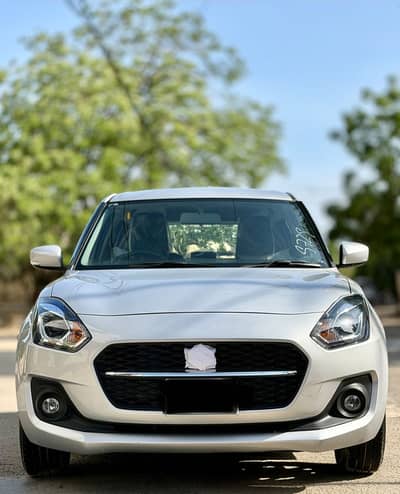 SUZUKI SWIFT TOP OF THE LINE GLX/VVT