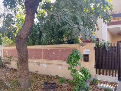 DHA phase 1 kanal House 3beds D/D Tvl Near masjid chook