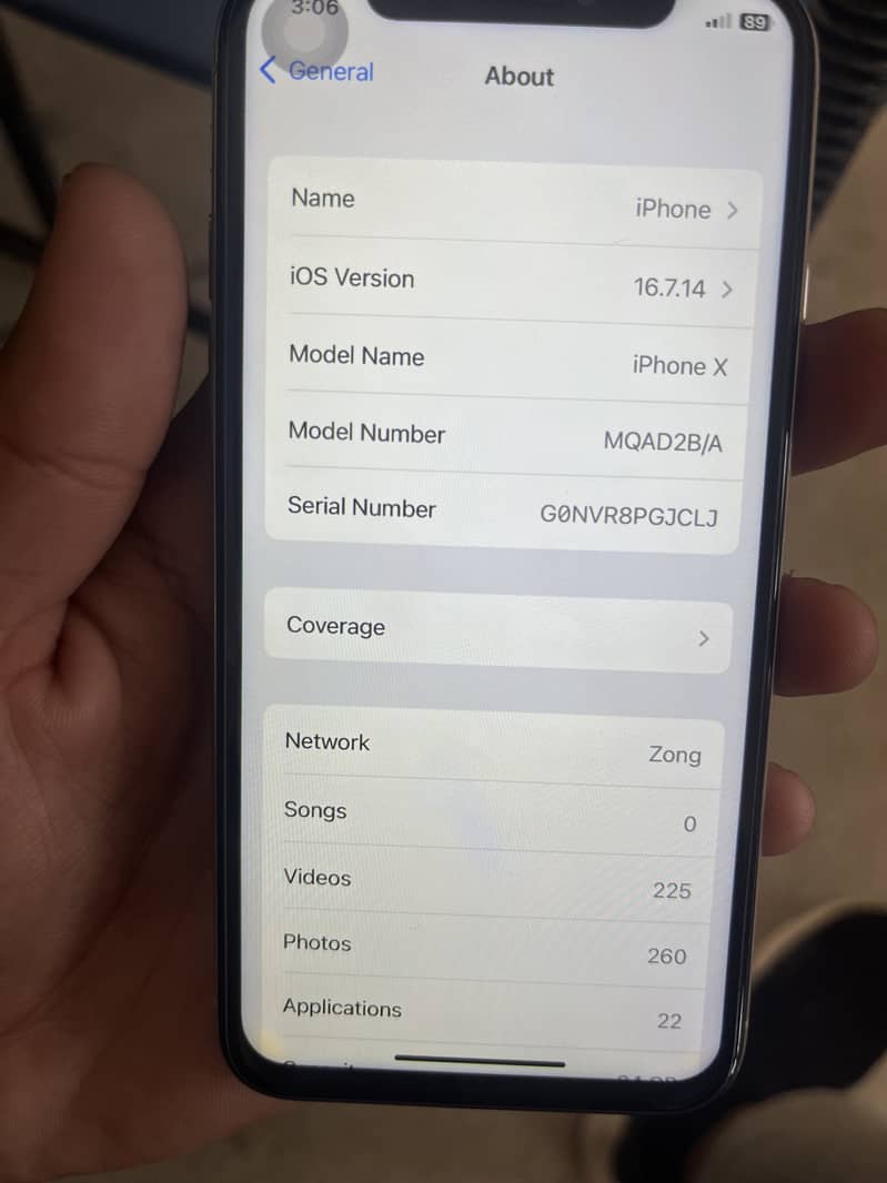 iPhone X 4