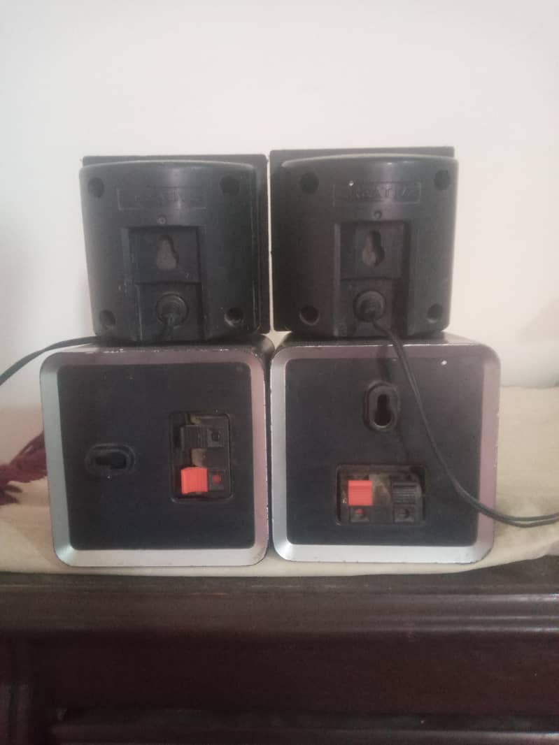 Audionic and Creative Speakers 0