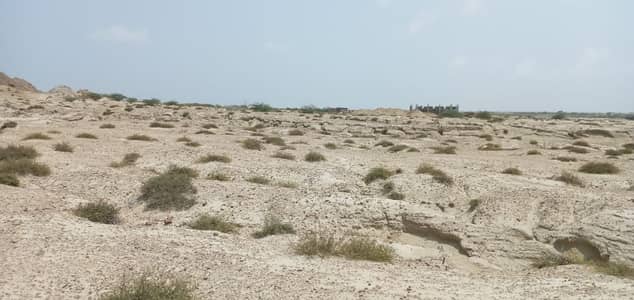 8 Kanal Highway Front Land In Gwadar