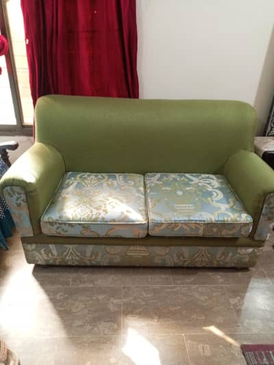 sofa with 3 cushions