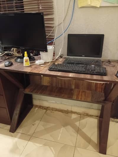 table for sale urgent