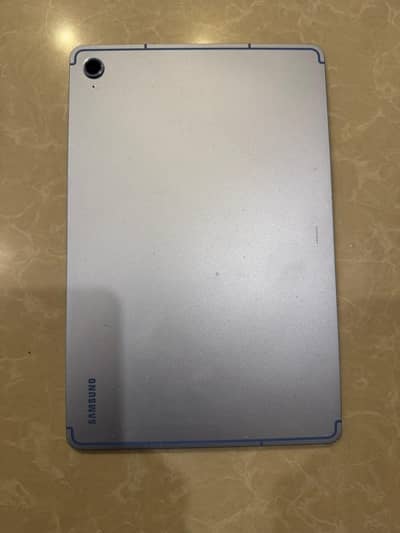 Samsung Galaxy Tab S10 FE 256gb 12gb ram with S Pen