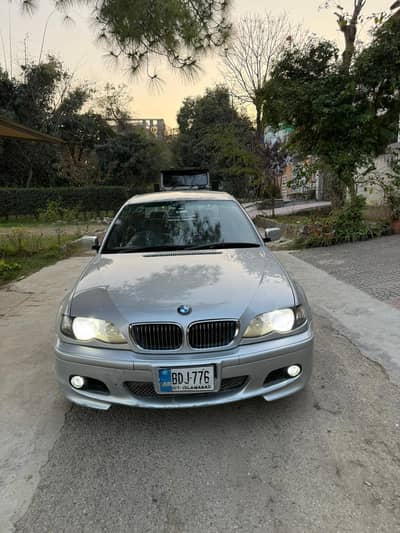 BMW 320i