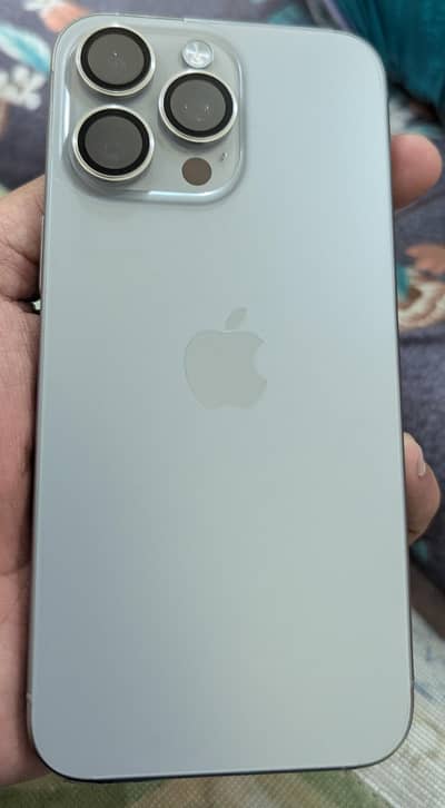 15 Pro max factor 256 gb