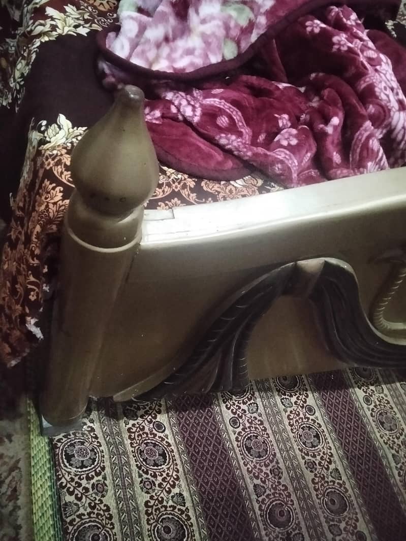 bed dressing side table 3