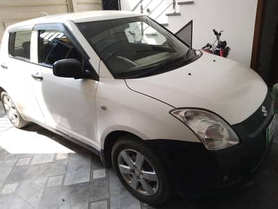 Suzuki Swift 2011 Model Condition 9/10