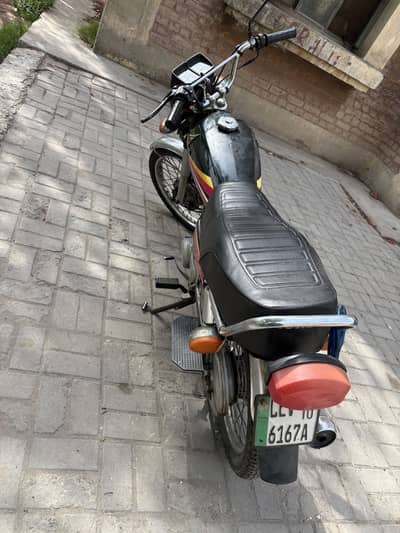 Honda CG 125 2010 model one hand used