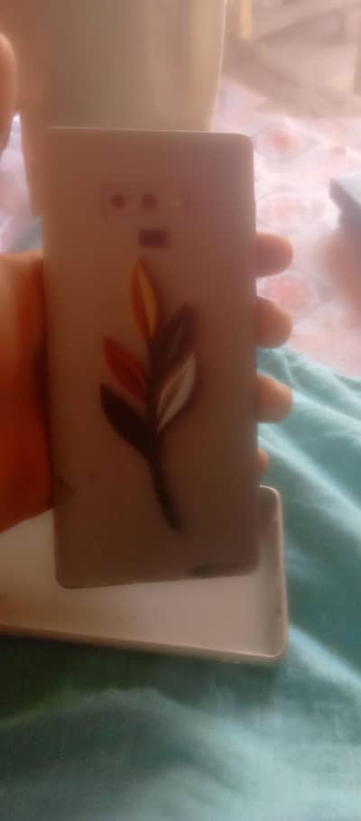 Samsung note 9. ram 6.128gb