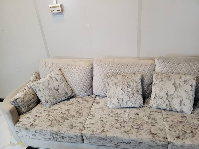 L Shape Sofa Set 0