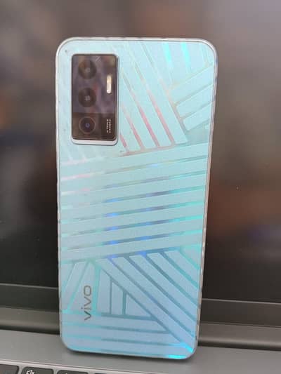 vivo v23e 03-0-6-6188143 Whtspp  Front Camera