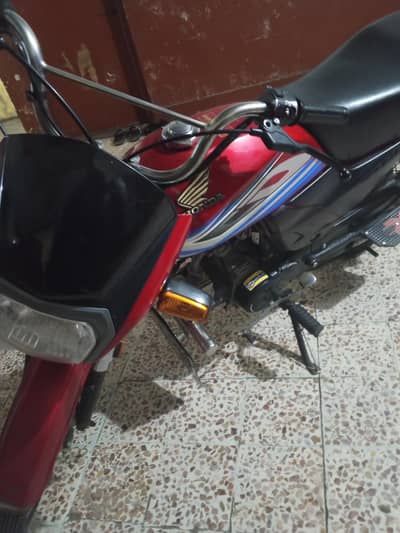 Honda dream 70  total original